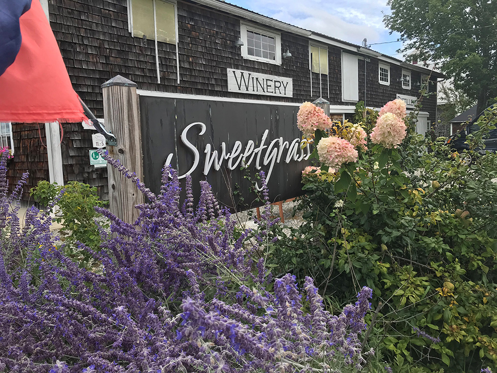 MidCoast Wineries and Distilleries